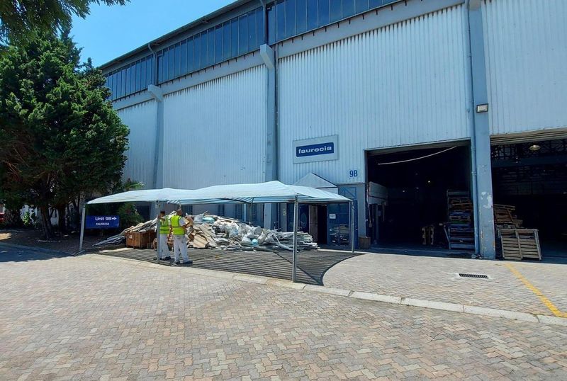 1350m² warehouse/unit to let in sought after industrial park