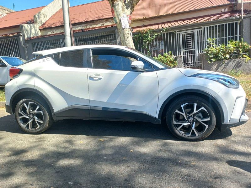 2022 TOYOTA CHR 1.2 TURBO AUTOMATIC TRANSMISSION WITH FULL SERVICE HISTORY