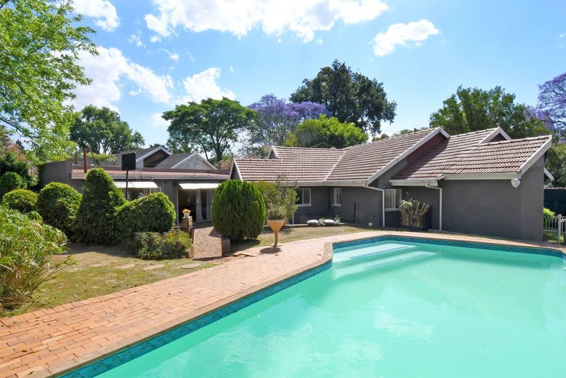 Inviting buyers from R1,990,000 Asking more