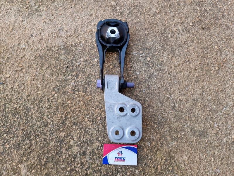 2021 Toyota Corolla Cross 1.8 2ZR Lower Gearbox Mounting For Sale &#64;Ebiesusedspares