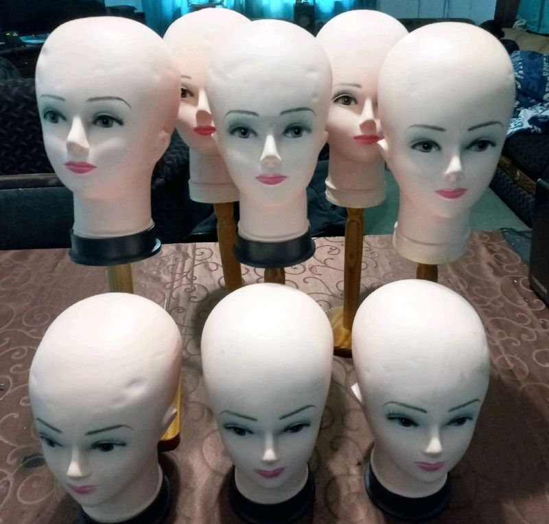 8x Mannequin heads to display wigs R800