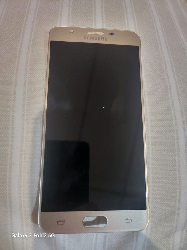 Samsung galaxy J7 prime replacement lcd no frame