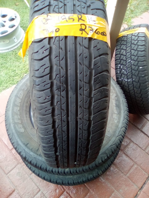 Taxi tyres set of 4 195R15 Dunlop AT20 70%