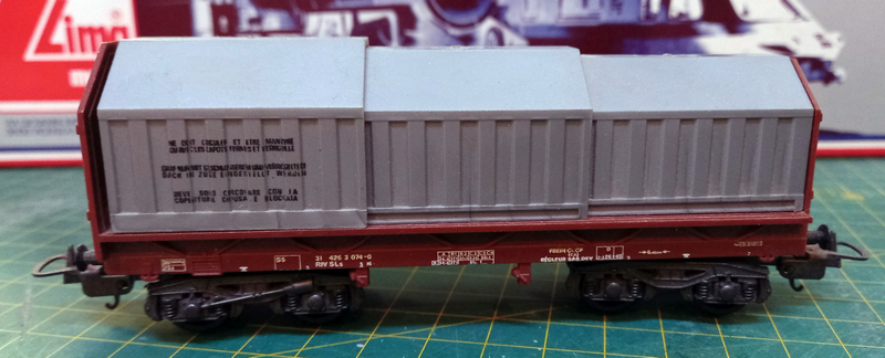 Lima HO Sliding roof freight wagon