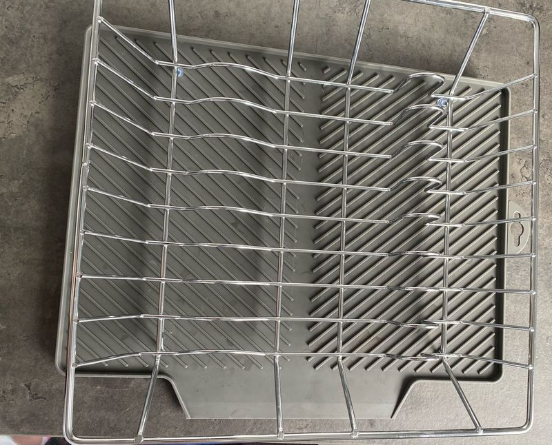 Dish rack with tray - NEW