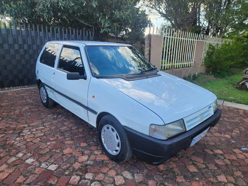 1994 Fiat Uno Hatchback