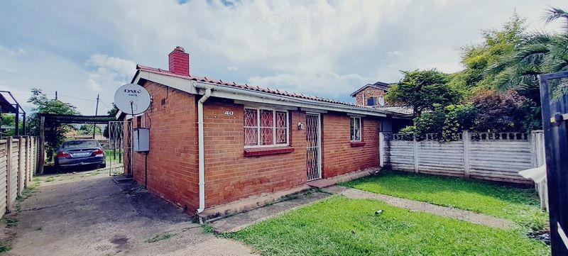 2 Bedroom Semi Detached For Sale in Pietermaritzburg Central