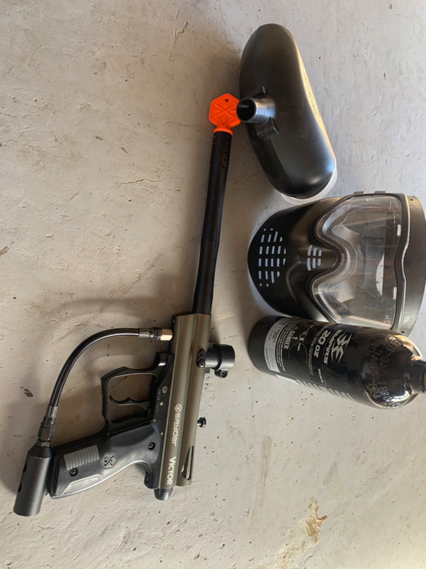 Paintball gun