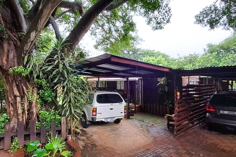 Spacious Snug Cabin Home For Sale in Mtunzini, Xaxaza Leisure Park