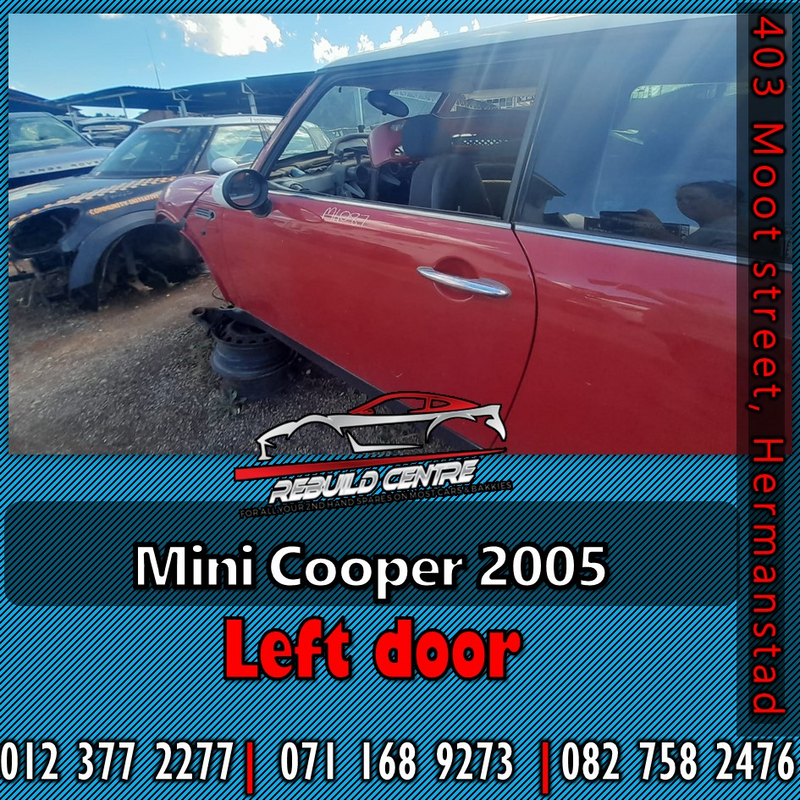 Mini Cooper 2005 left door for sale.