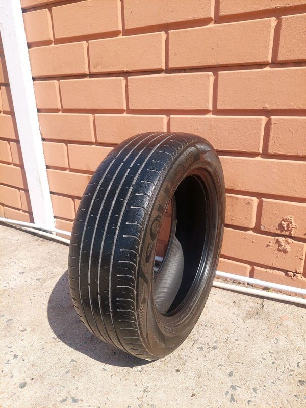 1× 215 60 17 inch kumho tyre for sale r350 neg