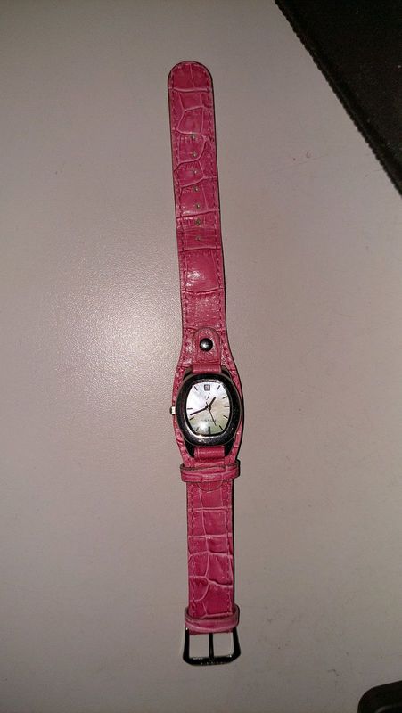 Fossil F2 watch(probably just needs new battery)