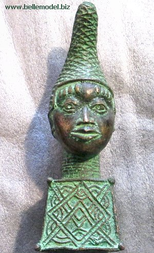Gezina: Sculptures - Bronze - Benin