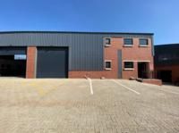 225mÂ² STATE-OF-THE-ART INDUSTRIAL MINI UNIT WITH SMALL OFFICE COMPONENT TO LET IN MIDRAND