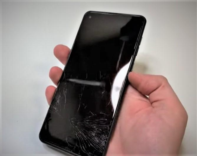 Cracked screen phones WANTED