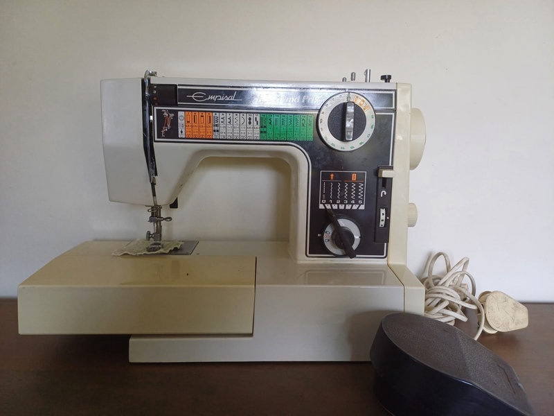 Empisal Grand Prix sewing machine