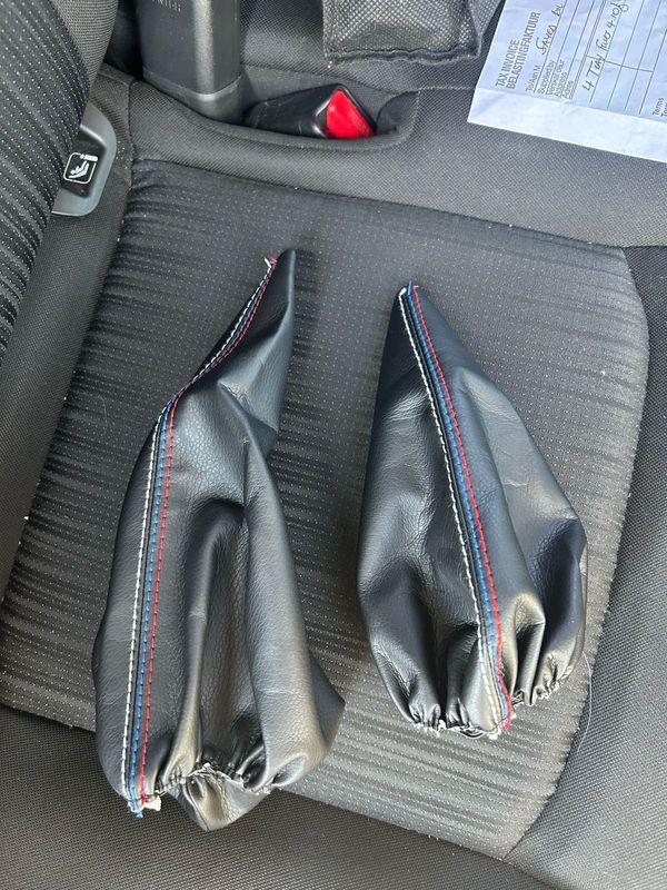 Bmw gear and handbrake gaitor / covers blue red stitching