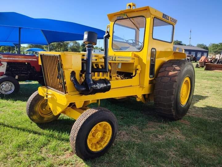 2WD Bell Tractor
