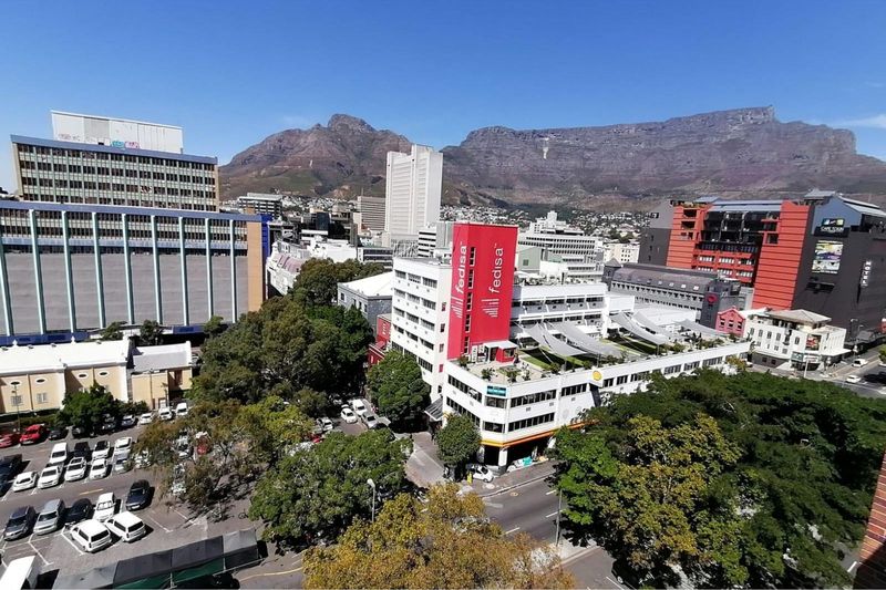 Large Loft Apartment With Stunning Views For Sale in Cape Town City Centre