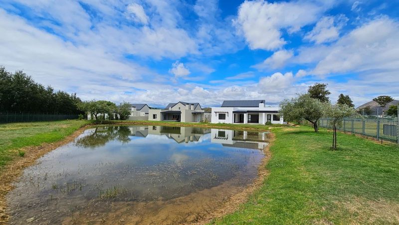 Modern home with scenic views in Silwerstrand Village Estate