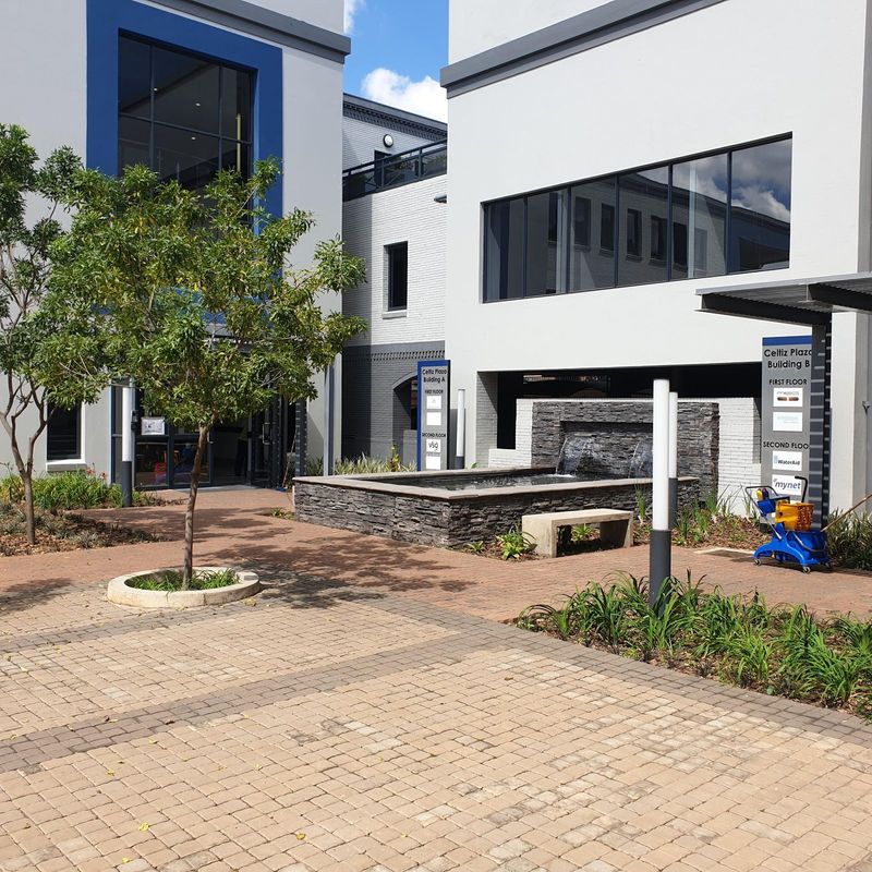 158 SQM OFFICE TO LEASE WITHIN CELTIS BUILDING BASED IN HATFIELD