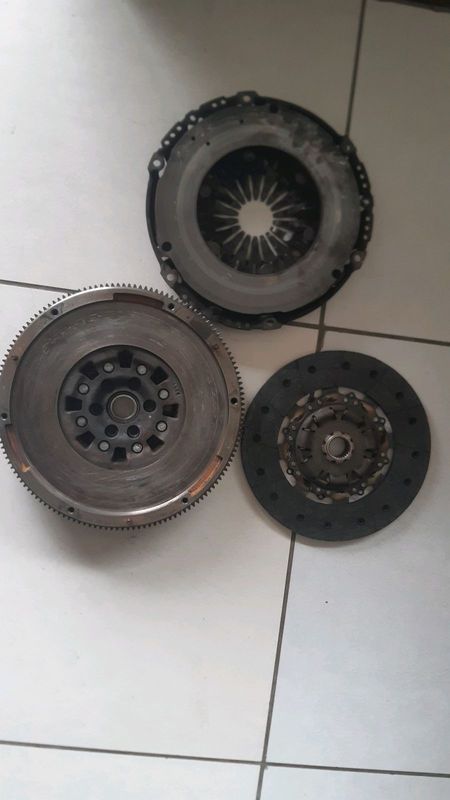 Vw amarok crafter 2.0 tdi manuql clutch kit for sale