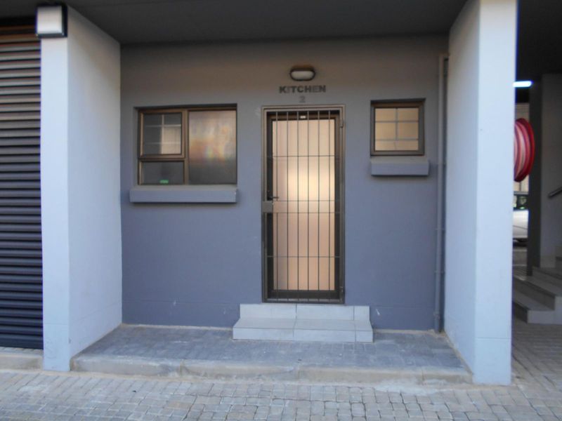 BachelorFlat in Polokwane Central To Rent