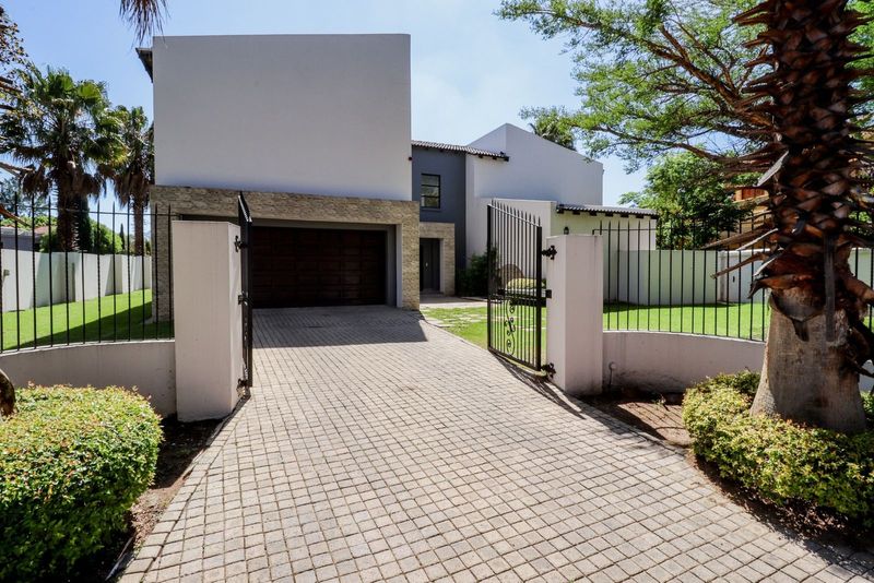 4 Bedroom house in Kyalami Crest Estate To Rent