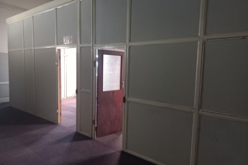 3 UNITS FOR ONE PRICE FOR SALE  OFFICE SPACE IN A CBD IN PMB-FOR THE GOOD INVESTMENT