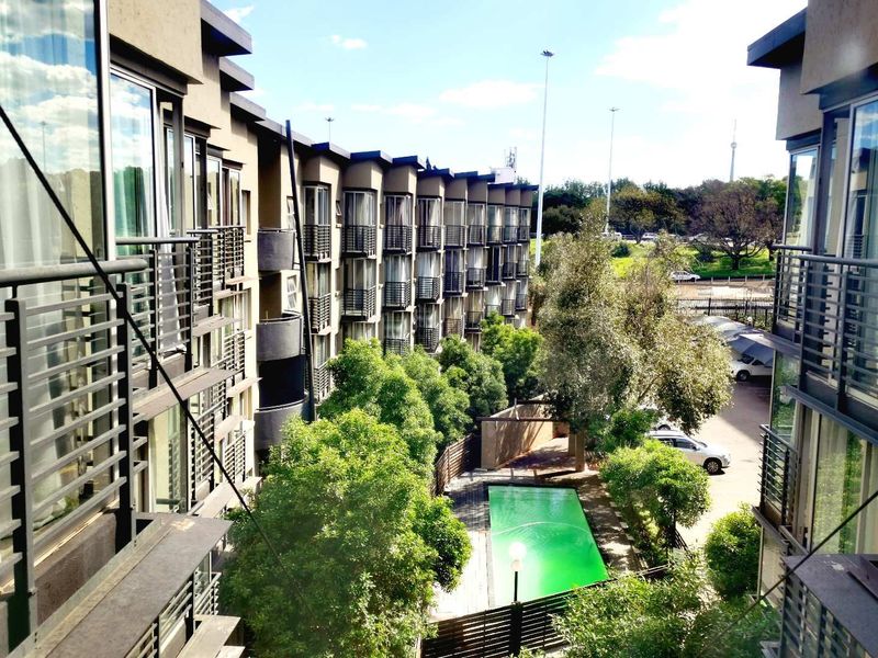 Bachelor apartment for sale at The Bridgeview Braamfontein