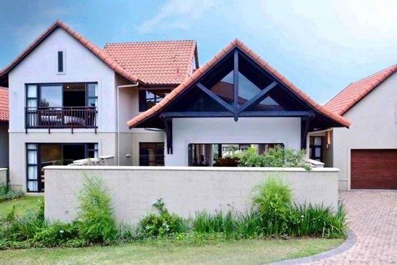 4 bedroom villa for sale in Zimbali Estate R5995 000
