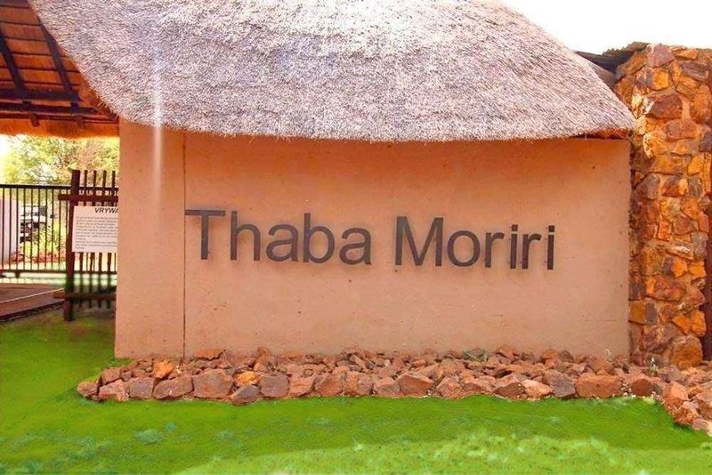 Thaba Moriri -  South facing 1,3 ha stand with breathtaking views