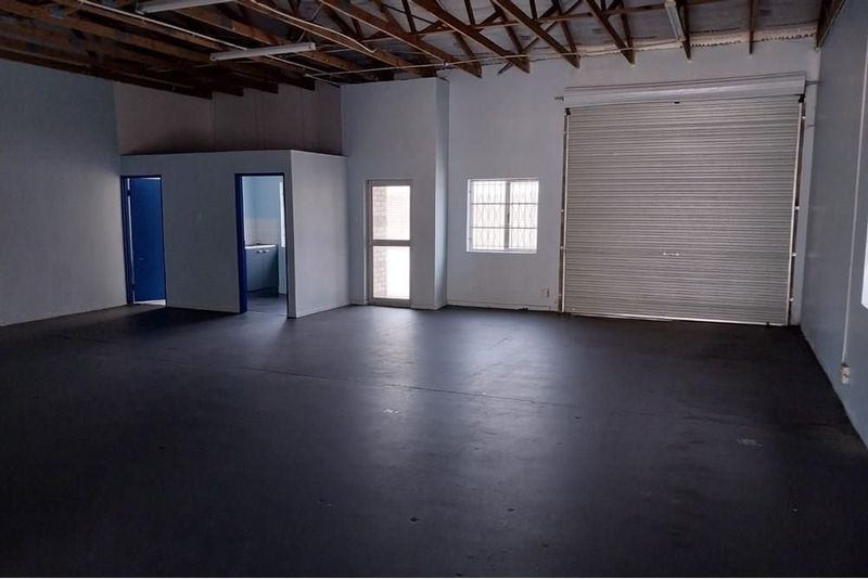 Prime Commercial Warehouse with Office Space: Secure Complex, 24-Hour Security
