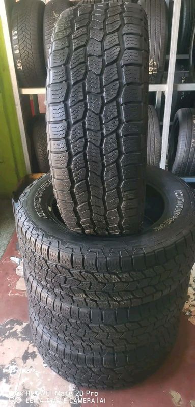 A clean set of 265 60 18 Cooper discoverer AT3 tyres with good treads available for sale