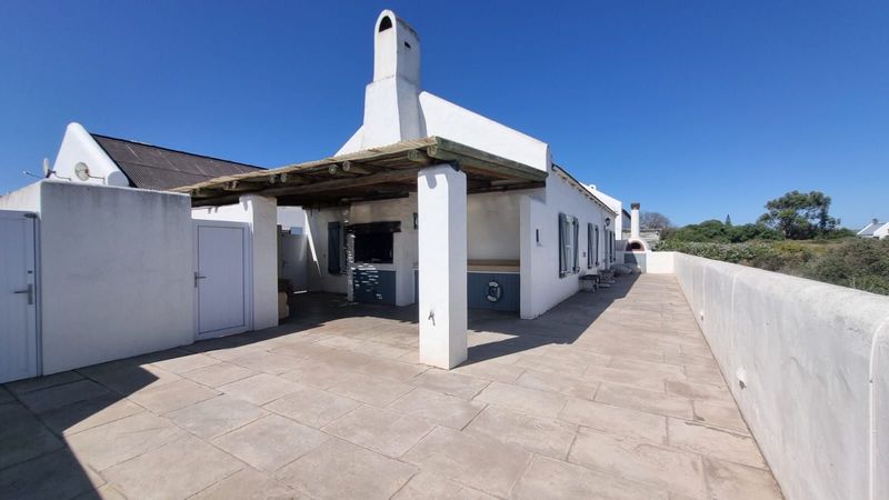 Neat 3 Bedroom House For Sale In Paternoster