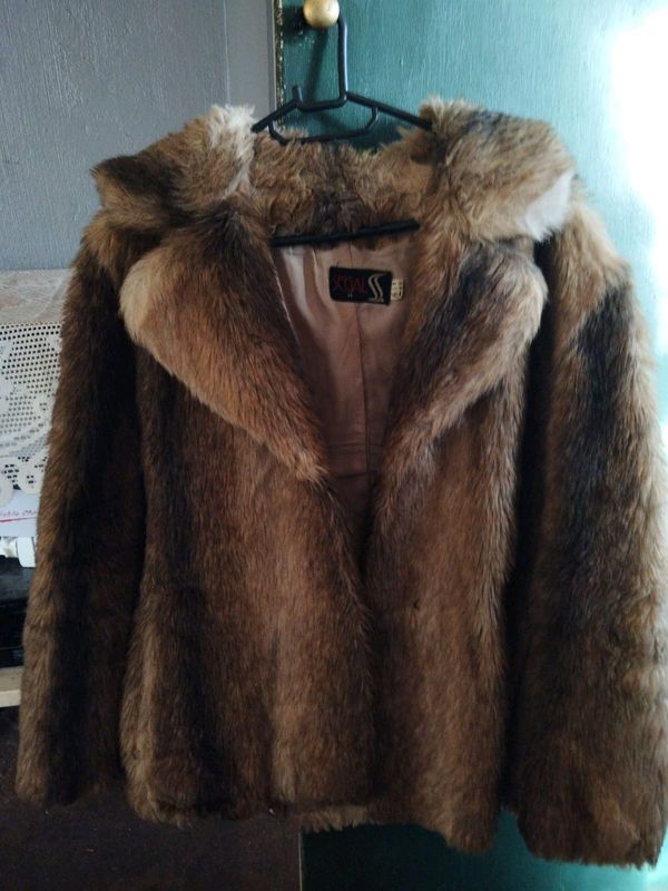 Size 14 Original Segal Ladies Genuine Fur Coat