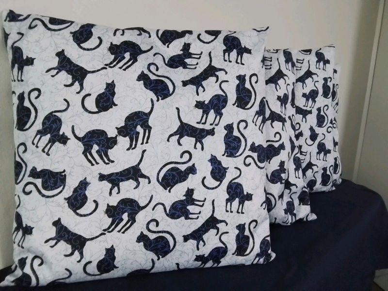 Scatter cushions - Cat pattern Blue, Grey, White