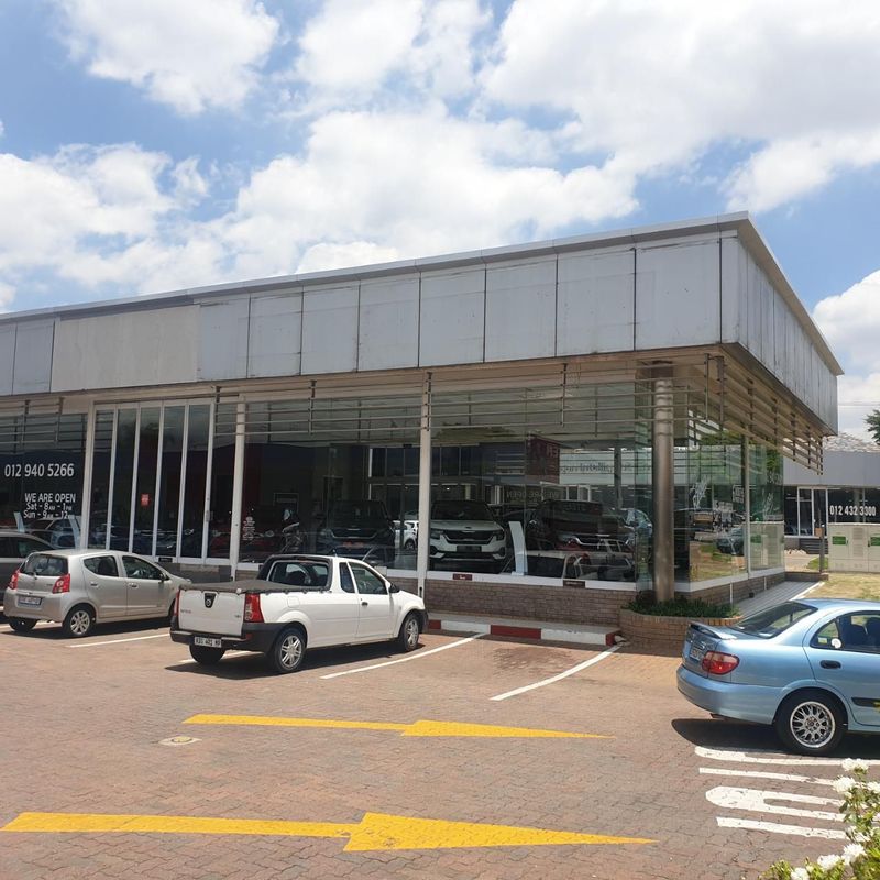 MASSIVE SHOWROOM FACILITY TO RENT WITHIN THE PRIME HATFIELD NODE COMPRISING OF 600 SQM