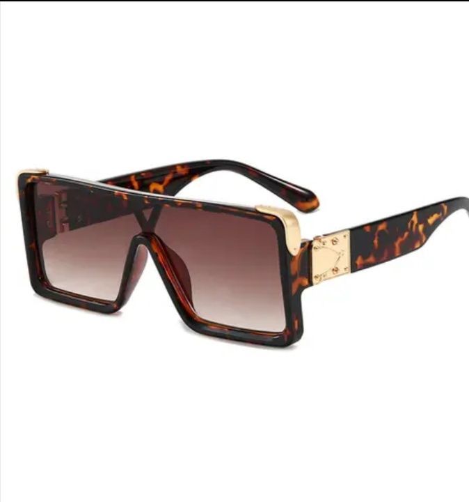 Exclusive Imported Excellent Quality Multicolour Unisex Fashion Sunglasses.