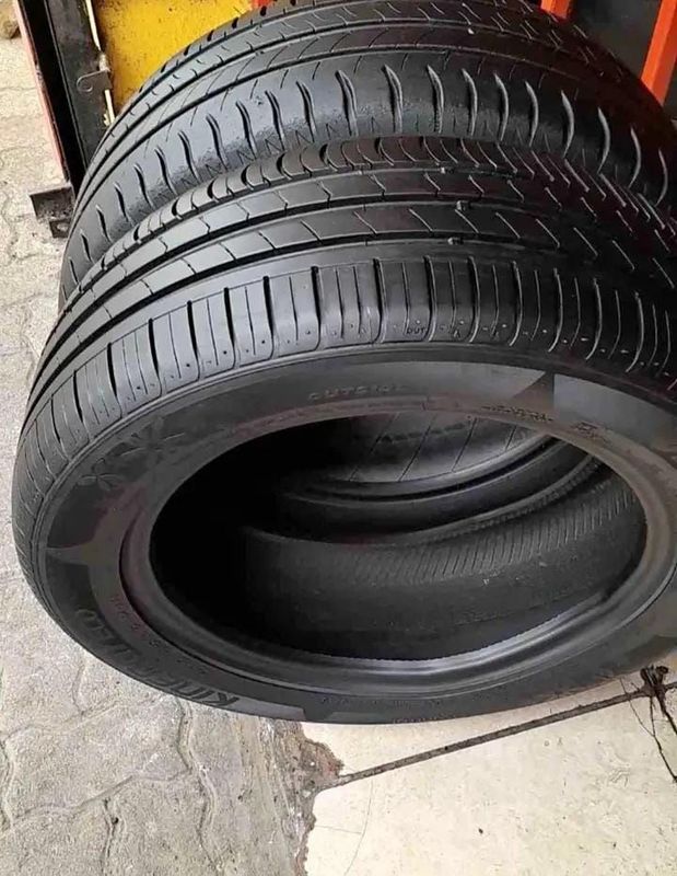 Latest brand of tyres are available