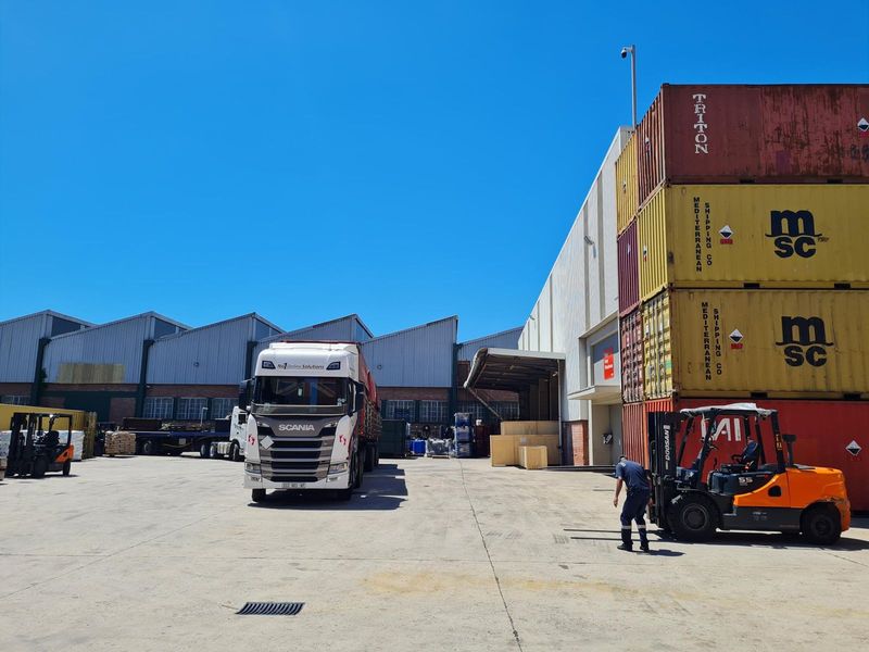 9649sqm Warehouse in Prospecton with Container Yard