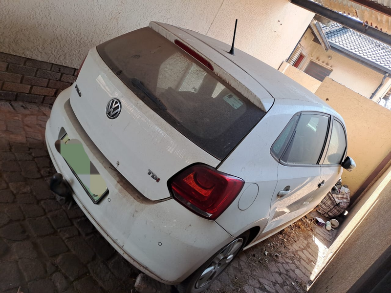 Polo 1.6 tdi 2012 breaking up for parts