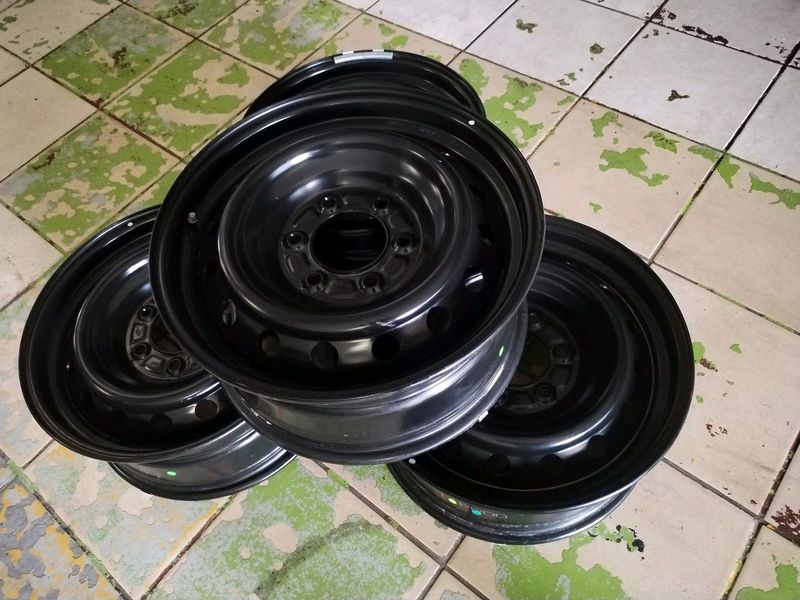 6Holes 17Inch FORD RANGER Standard Steel Rims A Set Of Four On Sale.