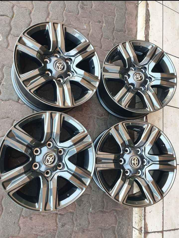 Toyota hilux rims size 17 call