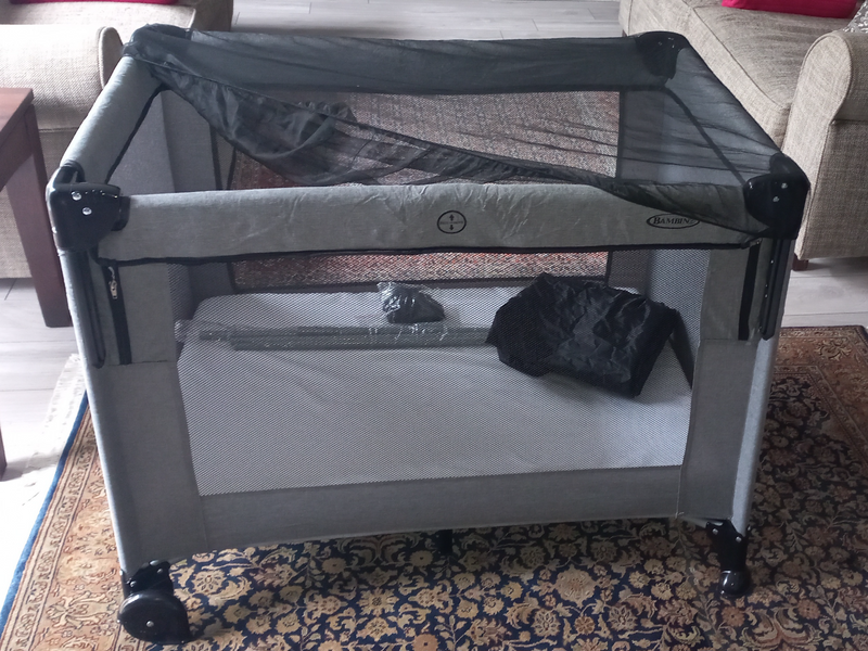 Child&#39;s camper cot/bed