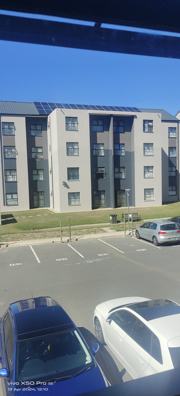 Flat to share in Parklands 4.5k rent