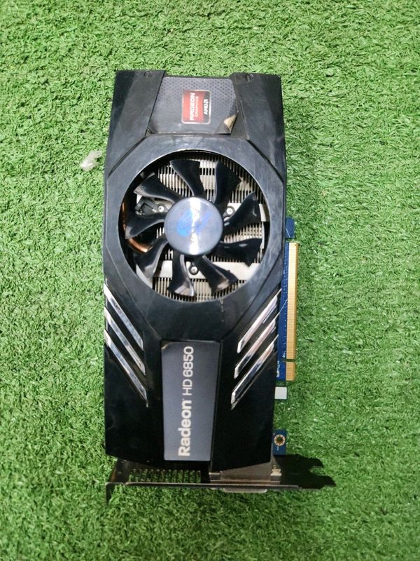 Graphics (video) card radeon 6580 with 2GB