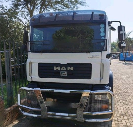 MAN TGA 33 400 TRUCK TRACTOR ON CLEARANCE SPECIAL