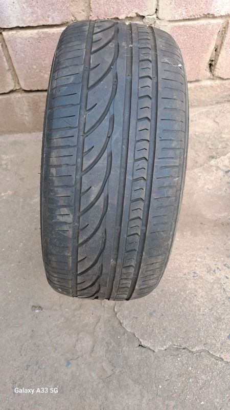Tyre..195/50 r15