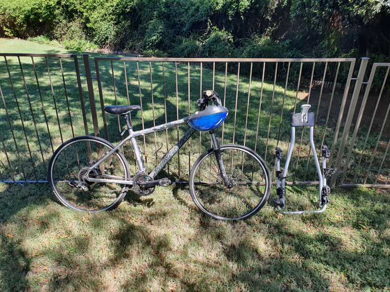 A Silverback road bike and Thule bike rack